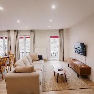 And Cozy In Bruxelas